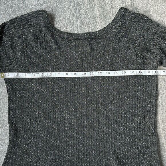 NEW Chaser Raglan Long Sleeve Stardust Metallic Thermal Scoopneck Blouse Black M - Picture 12 of 14